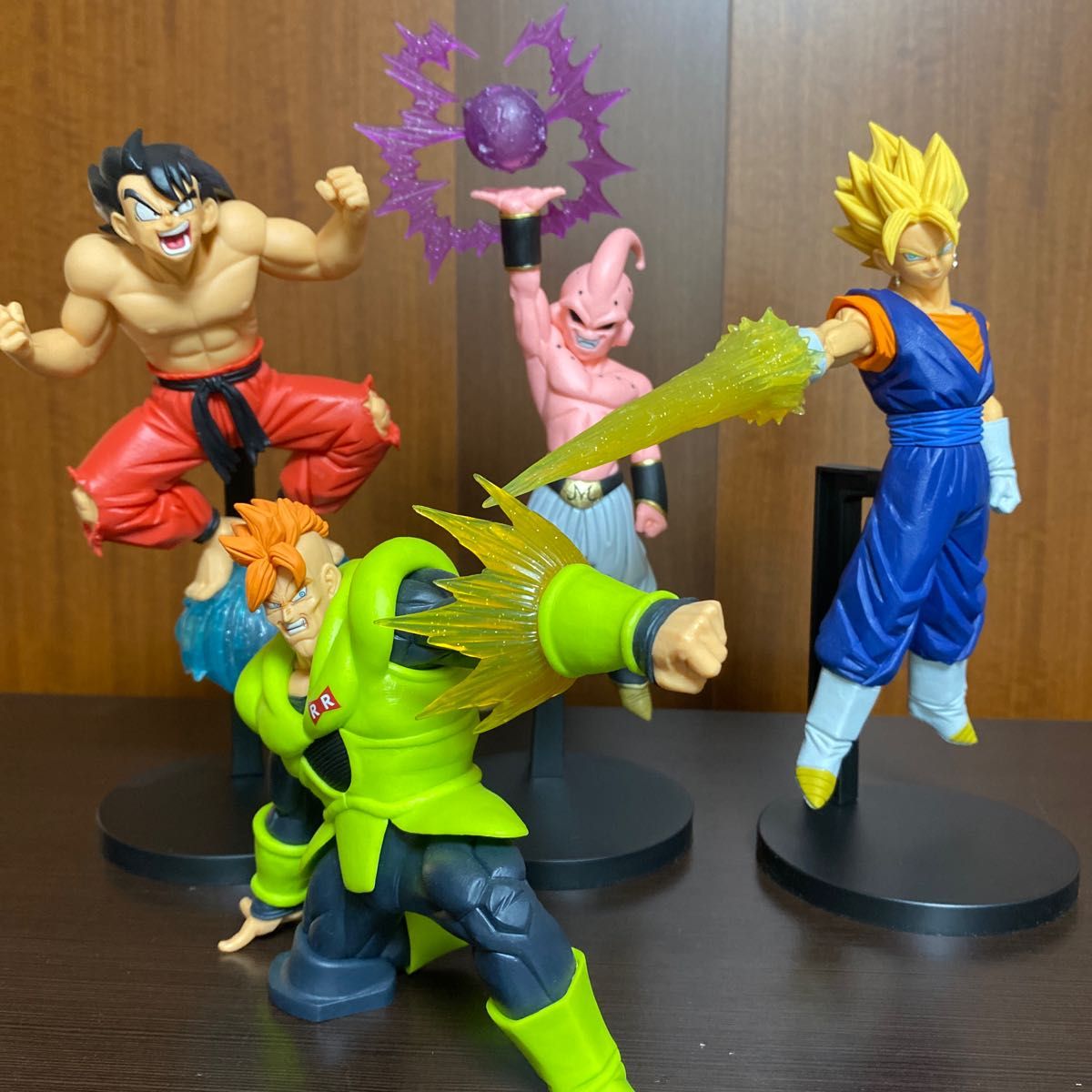 ドラゴンボール フィギュアまとめ売り １６体 レア 魔人ブウ プライズ-