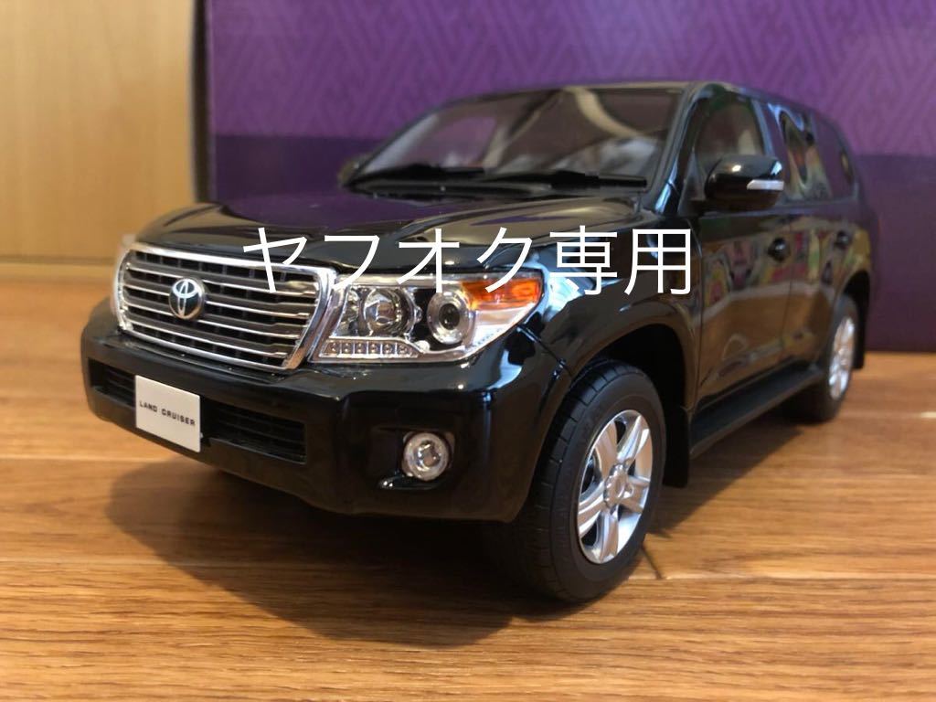 京商 サムライ 1/18 トヨタ ランドクルーザー AX Gセレクション ブラックの画像1