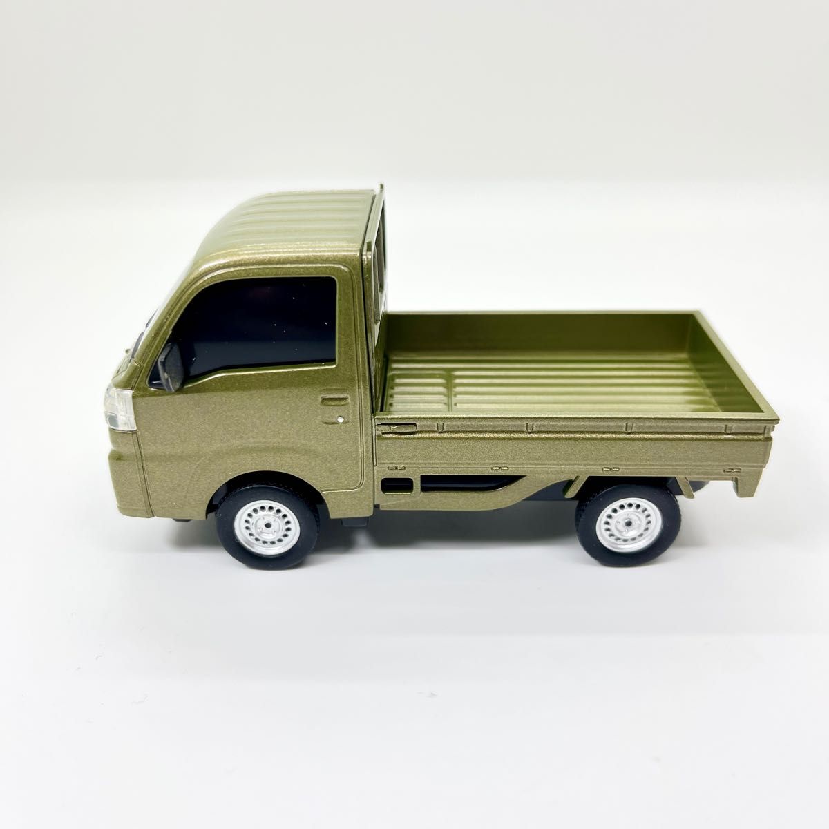 新型 ダイハツ ハイゼット トラック HIJET TRUCK 1/32 新型 ダイハツ ハイゼット トラック HIJET TRUCK 1/32