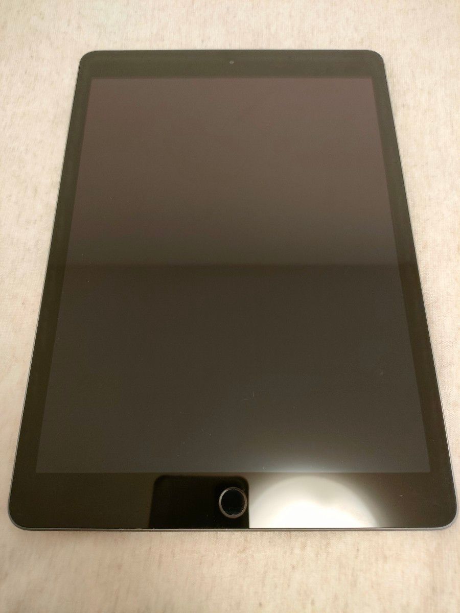 iPad 第7世代 WiFi+Cellular 32GB スペースグレイ｜PayPayフリマ