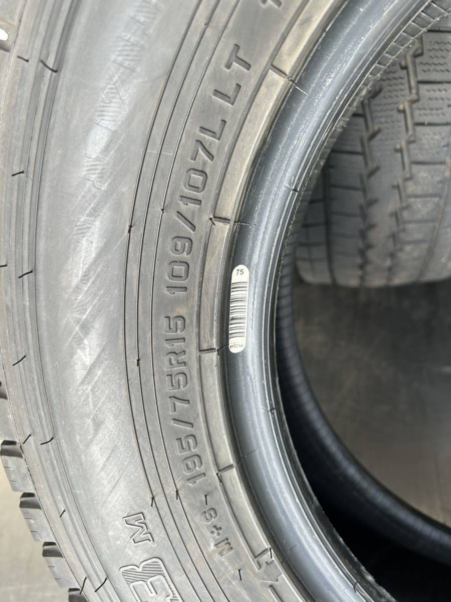 2021年 DUNLOP 195/75R15 109/107LT WINTER MAXX LT03 スタッドレス6本セット、10.49mm前後、条件付き送料無料_画像6