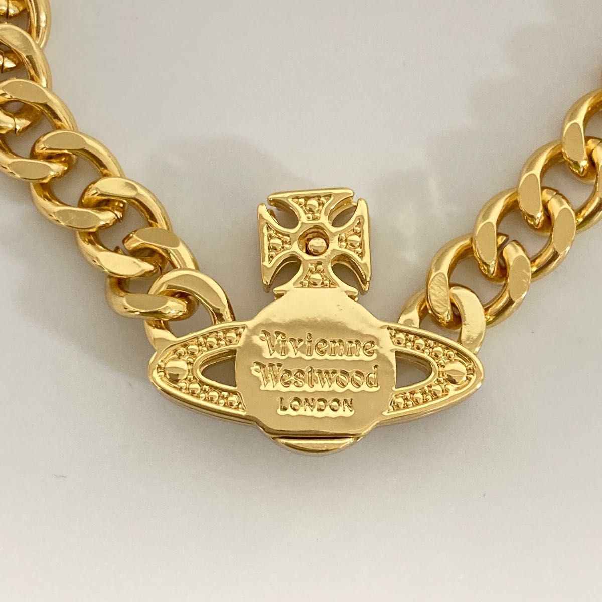 ヴィヴィアン Graziella Small Chainチョーカー ゴールド-