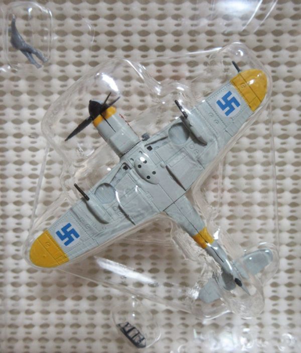 ウイングクラブコレクションL Bf109G-6 シークレット フィンランド空軍機 1/144 MT-408 フィンランド空軍第30戦闘機隊 第1中隊_ブリスターの裏から