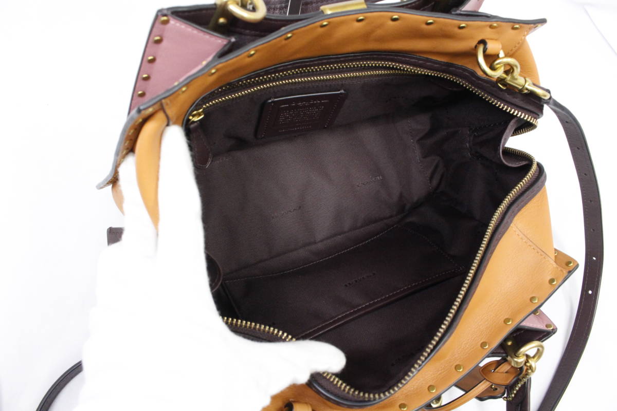 美品 コーチ【COACH】ドリーマー ウィズ 2Way ショルダーバッグ 美品 コーチ【COACH】ドリーマー ウィズ 2Way ショルダーバッグ