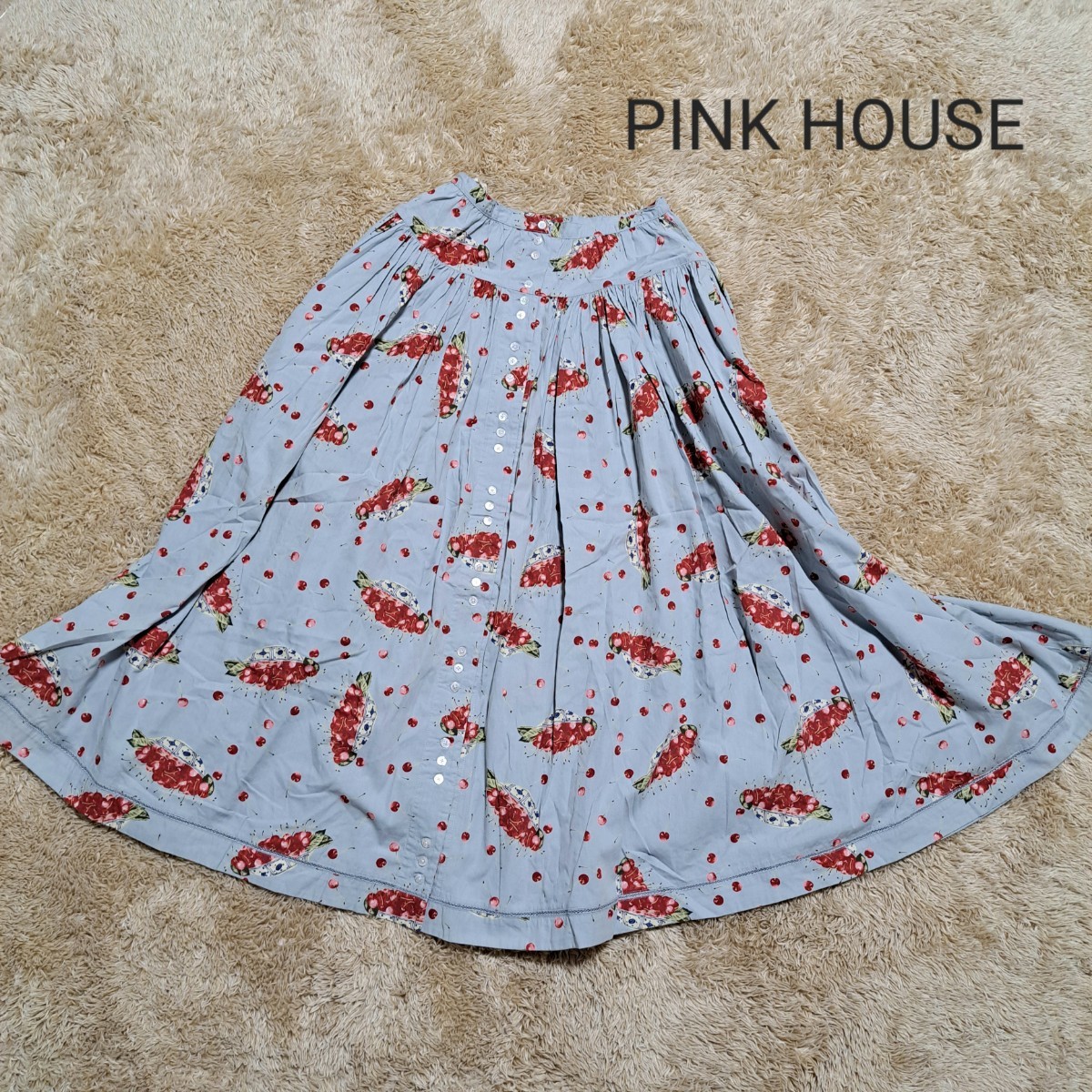 美品　ピンクハウス PINK HOUSE ロングスカート 　チェリー柄　チェリー ボタン フレアスカート マキシ丈 刻印ボタン　フロントボタン