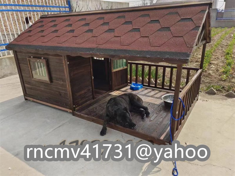 「81SHOP」ドッグハウス 室外 ドアと窓付きの犬用犬小屋 ホームタウン ドッグハウス テラス 屋外 木製 大型犬用 XL 犬小屋