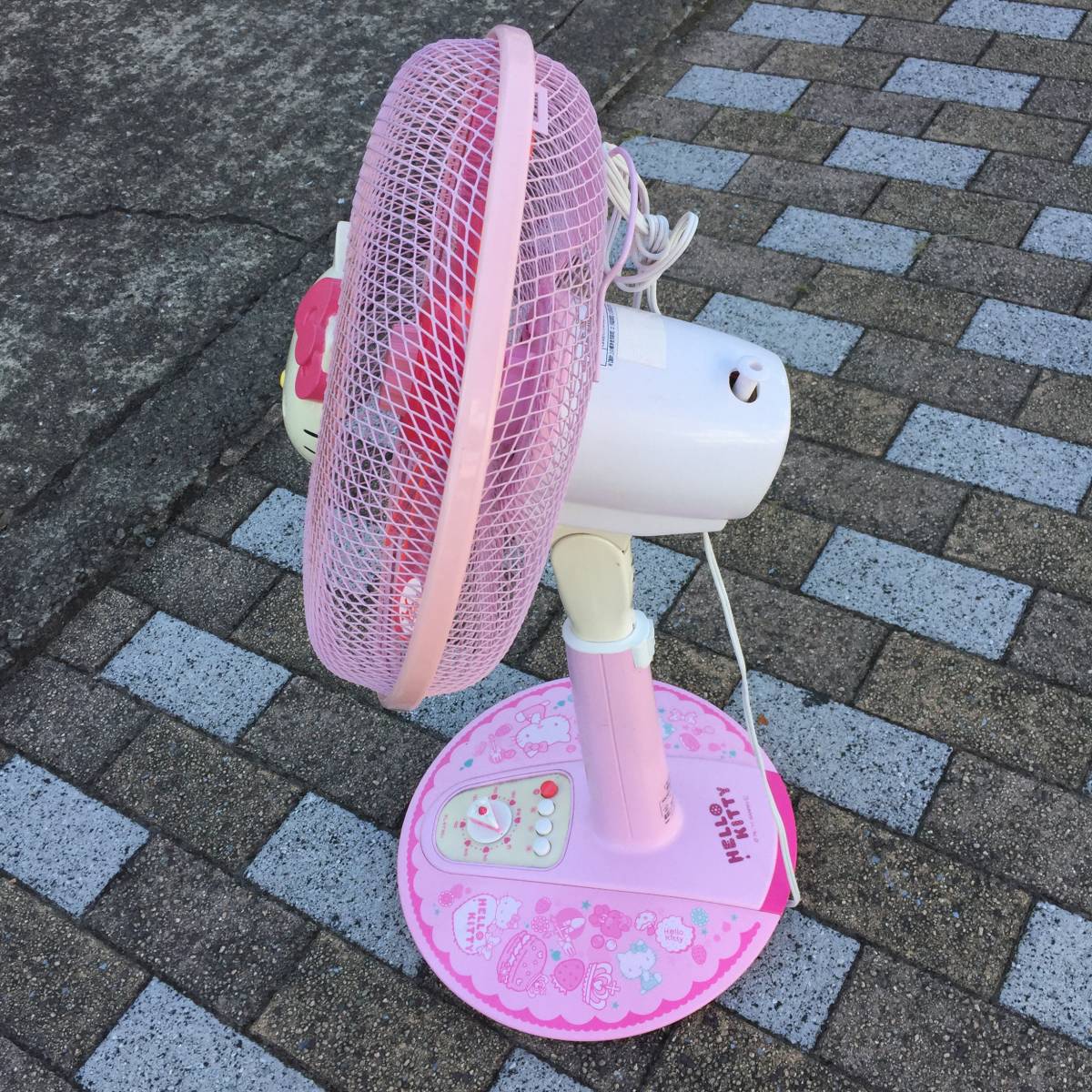 □SANRIO サンリオ キティちゃん 30cm リビング扇 扇風機 FL-KT301 株式会社フィフティ社製 ピンク【動作品】 _画像4