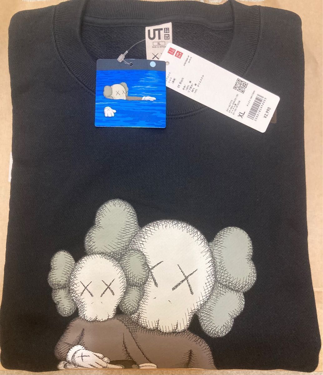 UNIQLO × KAWS カウズ スウェット(長袖) ブラック XL 新品