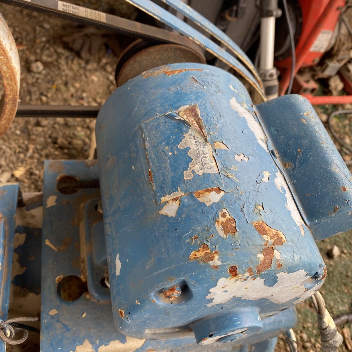 東芝コンプレッサータンク30L動作品 GP5