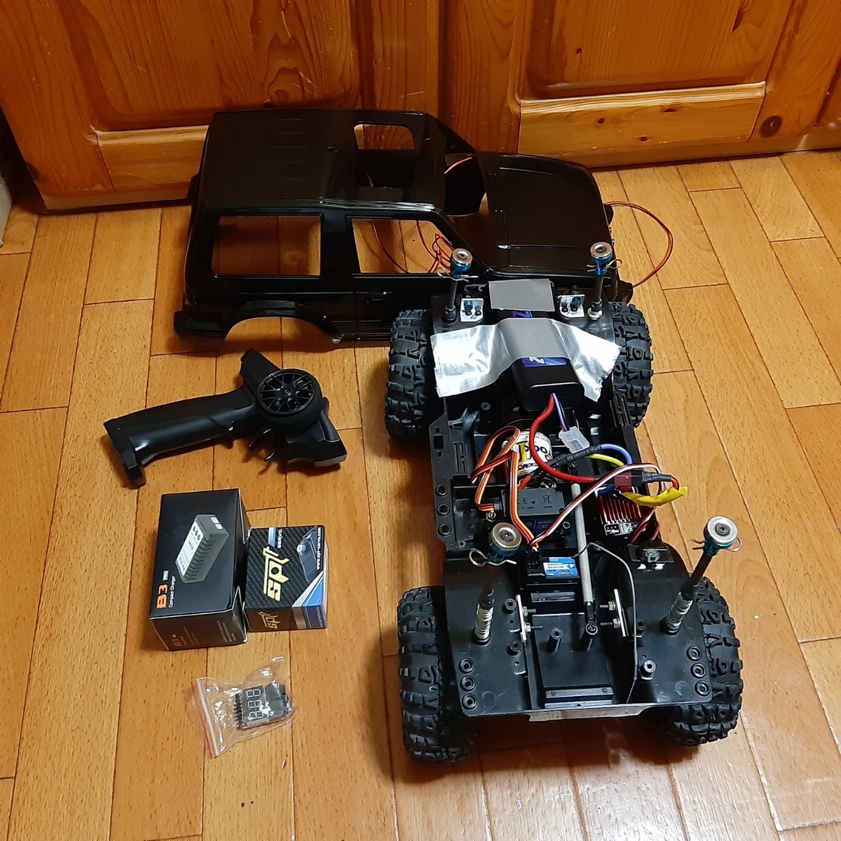 動画あり 即決《送料無料》 タミヤ CC-01 フルセット パジェロ 動画あり 即決《送料無料》 タミヤ CC-01 フルセット パジェロ