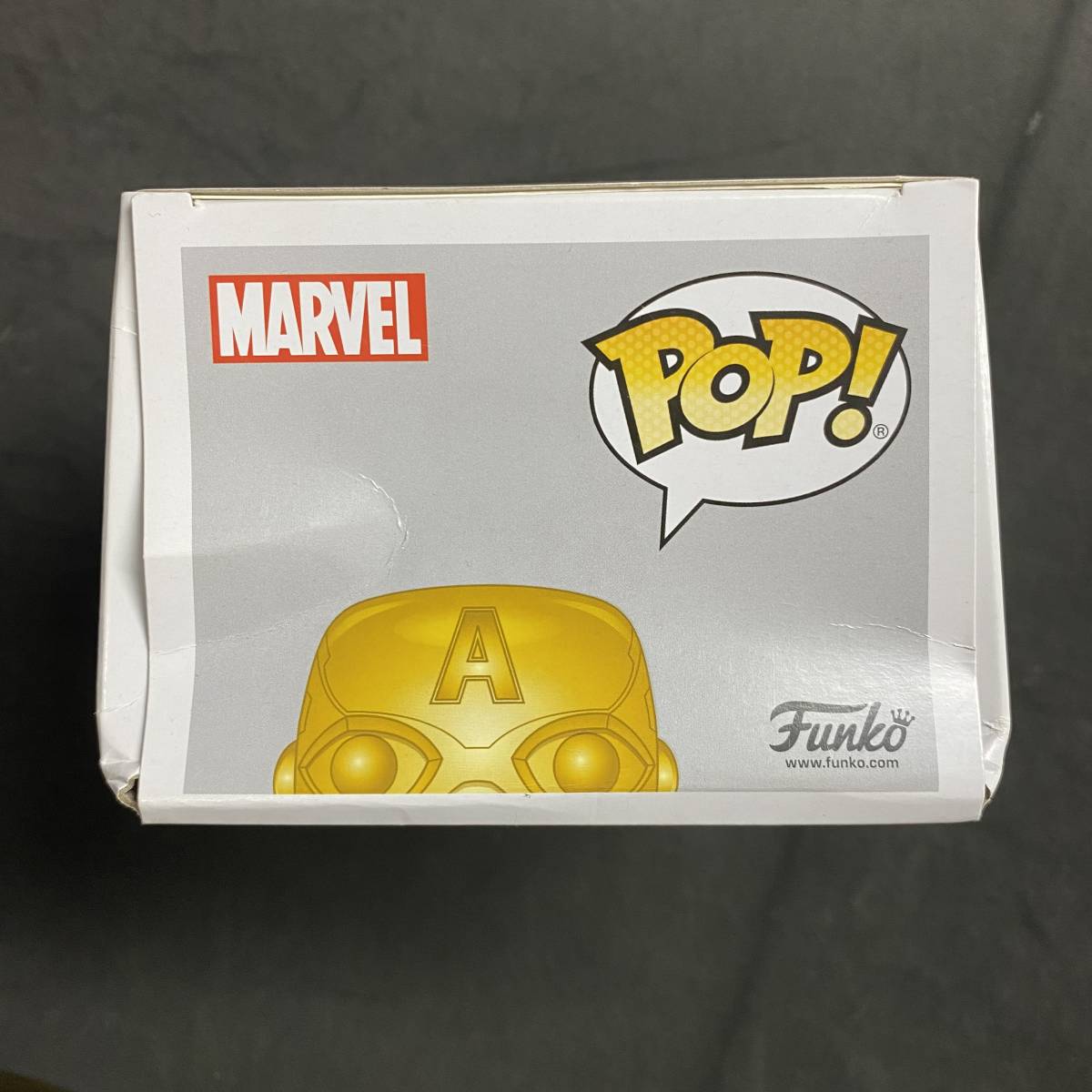 FUNKO POP!マーベル10周年記念 ゴールドクローム キャプテンアメリカ