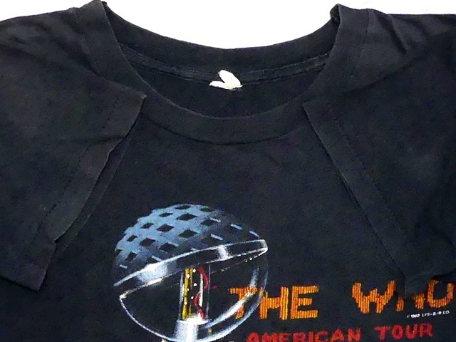 即決★米国製 THE WHO★メンズS位 ビンテージ古着 ツアーTシャツ ザフー 黒 ブラック 半袖 80s 1982年 バンドTシャツ パンクロック バンT_画像3