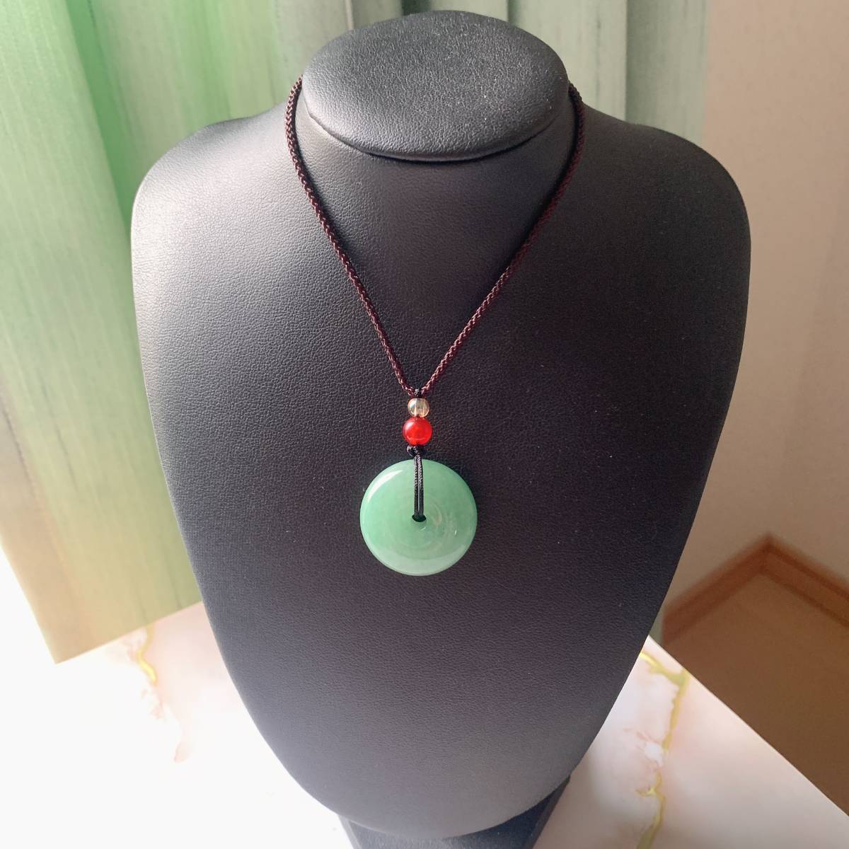 * higashi . sphere * natural stone * necklace pendant * doughnuts type * flat cheap .* amulet *..* jade * wrapping sack attaching * in present .23PR9411