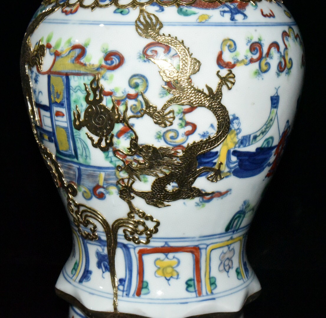 蔵友館蔵品・明・成化年製款・古陶瓷品・斗彩・包金・人物故事紋瓶