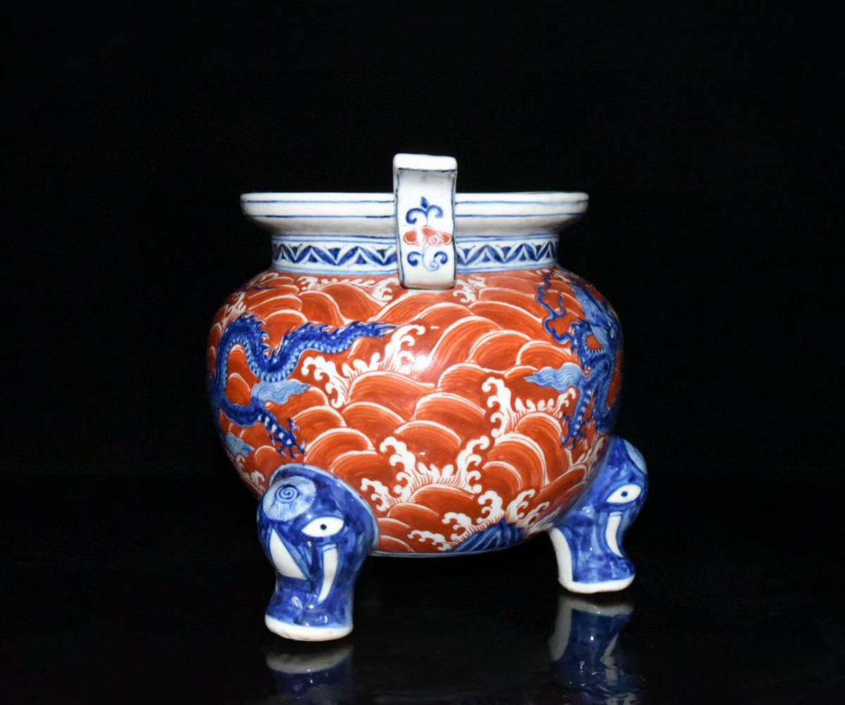 蔵友館蔵品・明・宣德年製款・古陶瓷品・青花・礬紅・海水龍紋・熏香炉