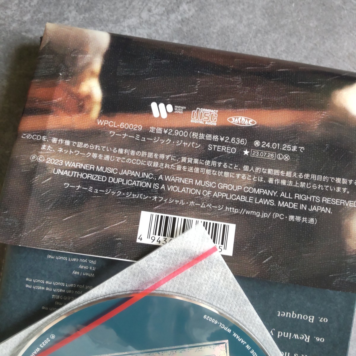 【訳あり】【欠けあり】MISAMO【ONCE JAPAN限定盤】 JAPAN 1st MINI ALBUM「Masterpiece」 (価格： 2,900 円）& チェキ風フォトカード1枚_画像3