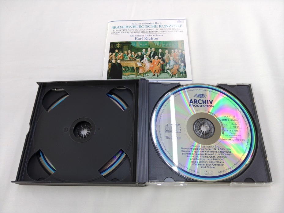 CD 2枚組 / バッハ：ブランデンブルグ協奏曲（全曲）他 / カール・リヒター指揮 /【D1】/ 中古_右下角、欠けあり