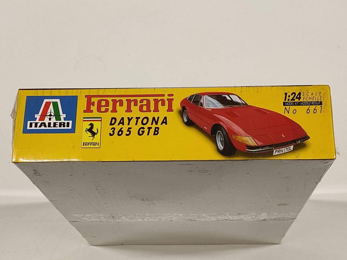 ITALERI フェラーリ・デイトナ Ferrari DAYTONA 365 GTB 1:24 SCALE MODEL イタレリ KIT No.661 8001283806619_画像3