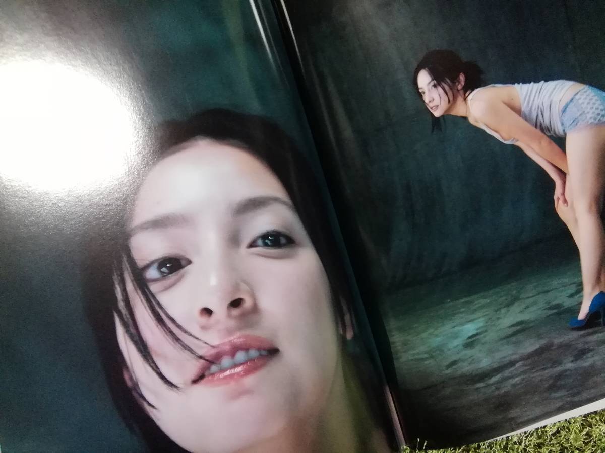 奥菜恵 写真集 帯付き【月刊奥菜恵 SPECIAL】2004年発売 奥菜恵 SPECIAL NOBUYOSHI ARAKI 050 SHINCHO MOOK /新潮社の画像4