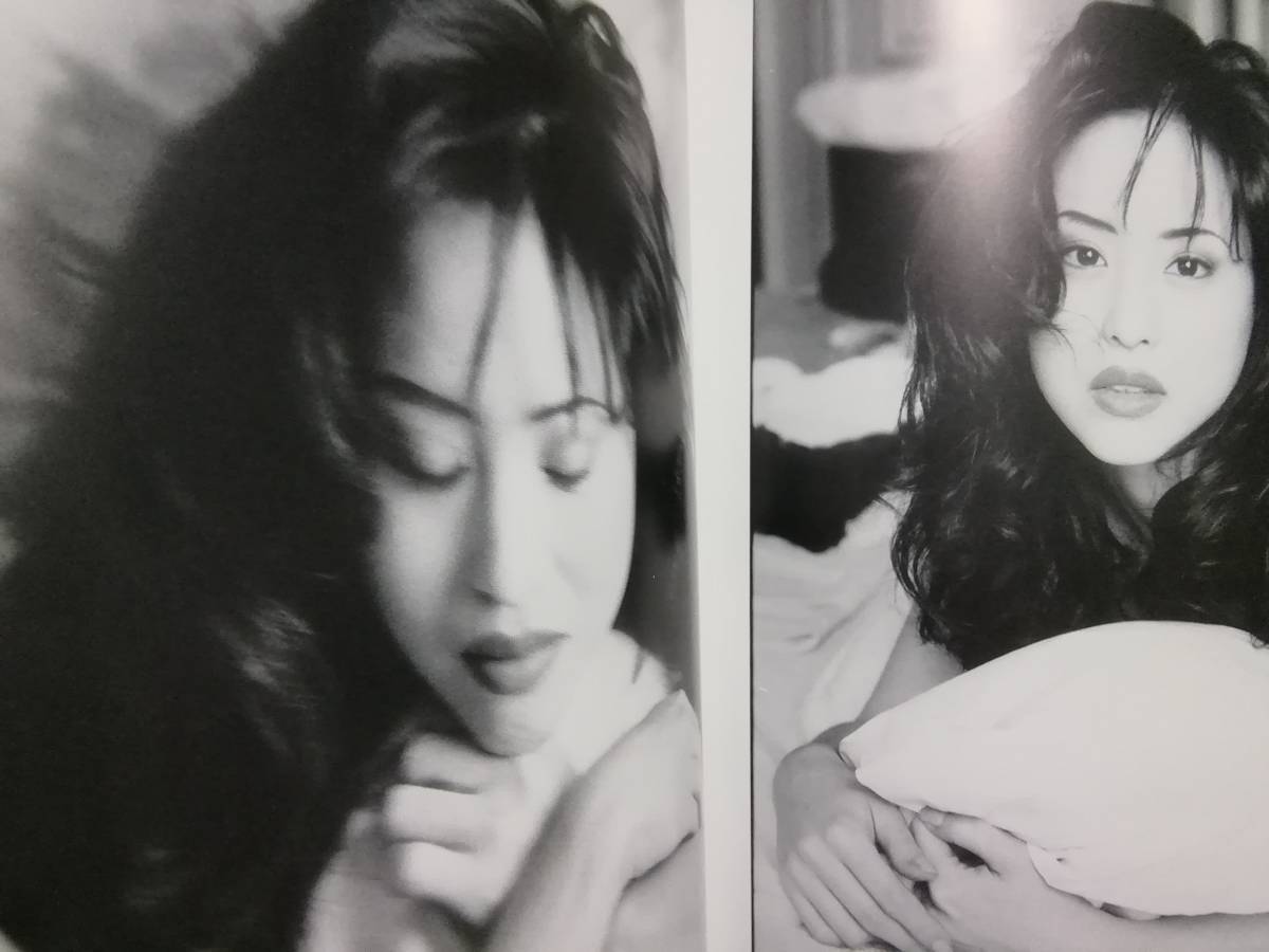 ☆絶版☆ 松田聖子 写真集【SEIKO MATSUDA IN PARIS】1997年出版 ☆絶版☆ 松田聖子 写真集【SEIKO MATSUDA IN PARIS】1997年出版