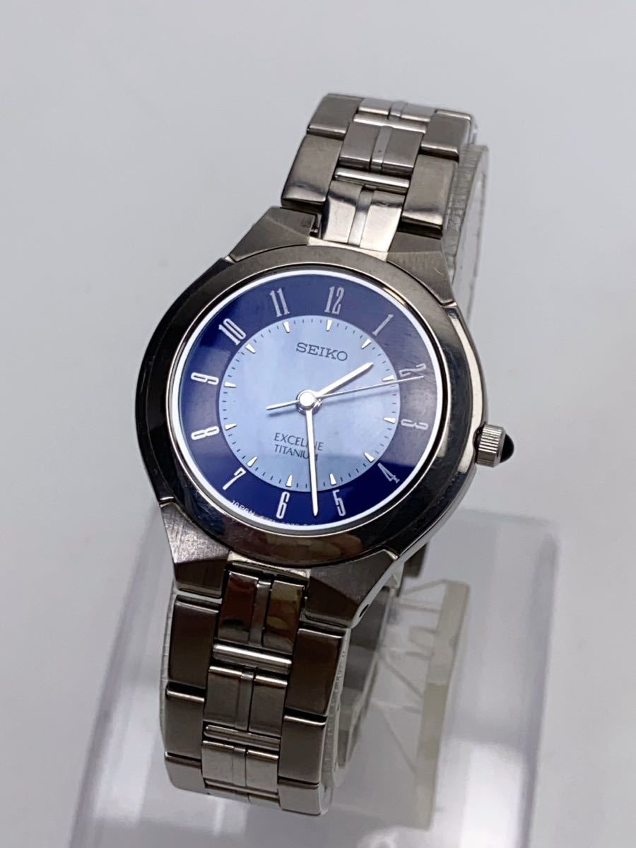 T736 美品 セイコー SEIKO エクセリーヌ 4J41-0140 REXCELINE TITANIUM チタン クォーツ 白蝶貝ダイヤル 腕時計
