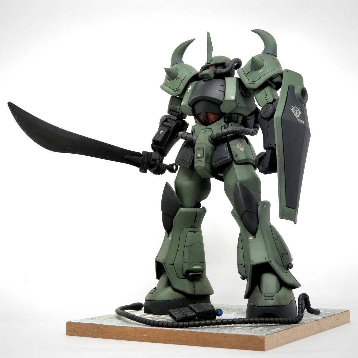 HGUC グフ revive / ガンプラ 完成品-
