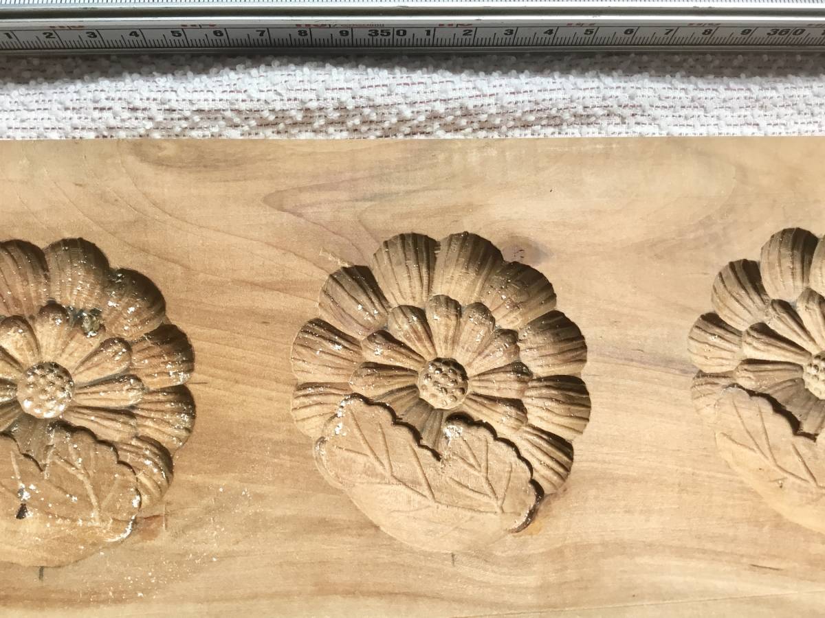 岩手 盛岡発 葉菊 菓子型 3マス 木型 和菓子 乾菓子 落 岩手 盛岡発 葉菊 菓子型 3マス 木型 和菓子 乾菓子 落