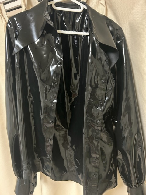 purple thorn latex blouse-