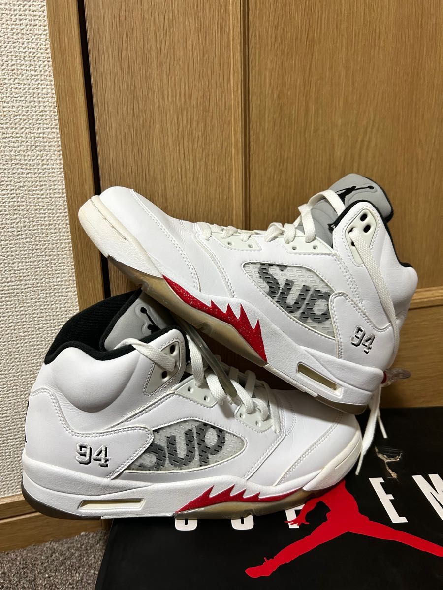 Supreme × Nike Air Jordan 5 Retro "White"