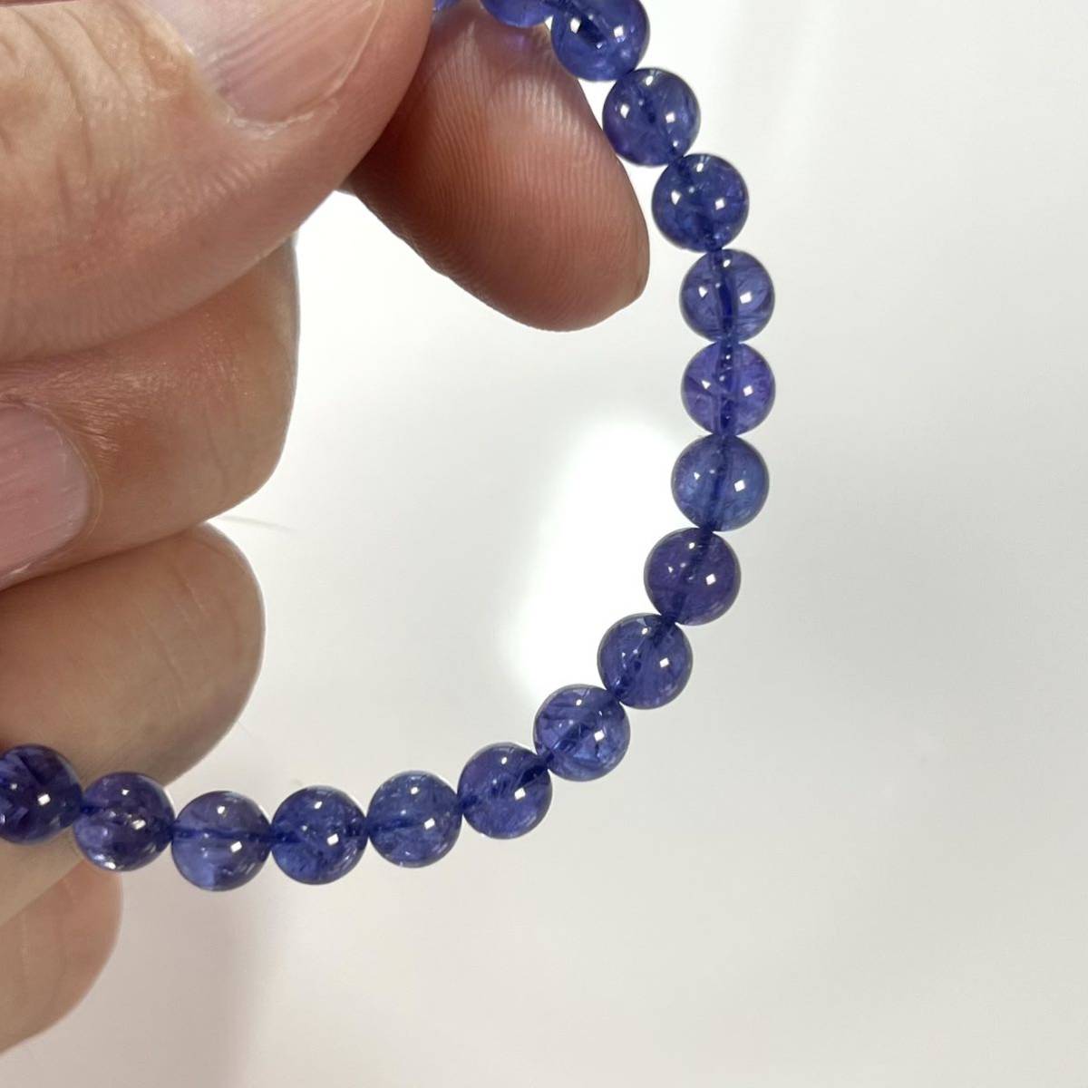 上質で快適 トップクオリティ タンザナイトブレスレット 色味が綺麗