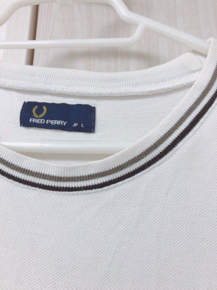 美品　FRED PERRY　フレッドペリー　ポロシャツ　Ｔシャツ  メンズ　L