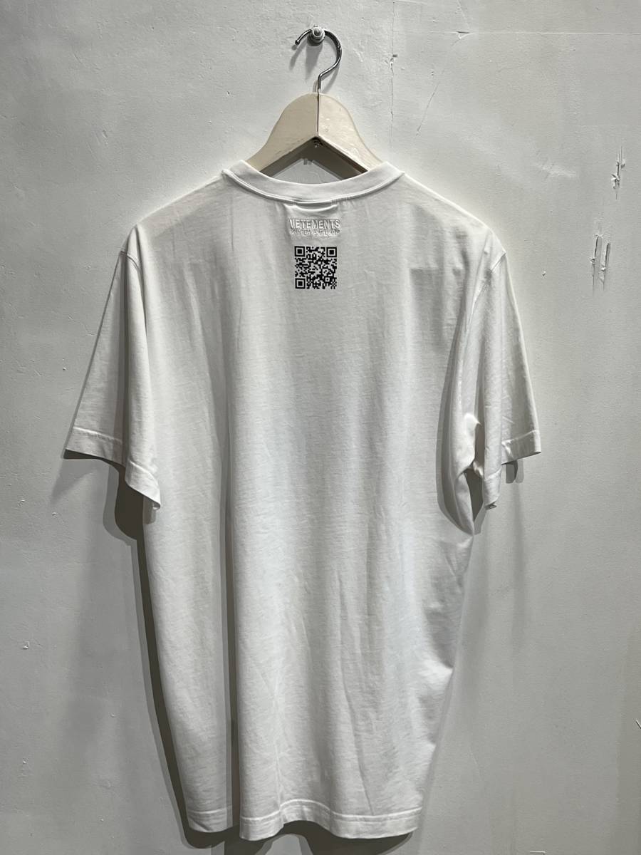 ★★ VETEMENTS・ヴェトモン★QRコード Tee★19SS★DSMG購入★プルオーバー★Mサイズ★ホワイトTシャツ★美品★★正規品★★の画像2