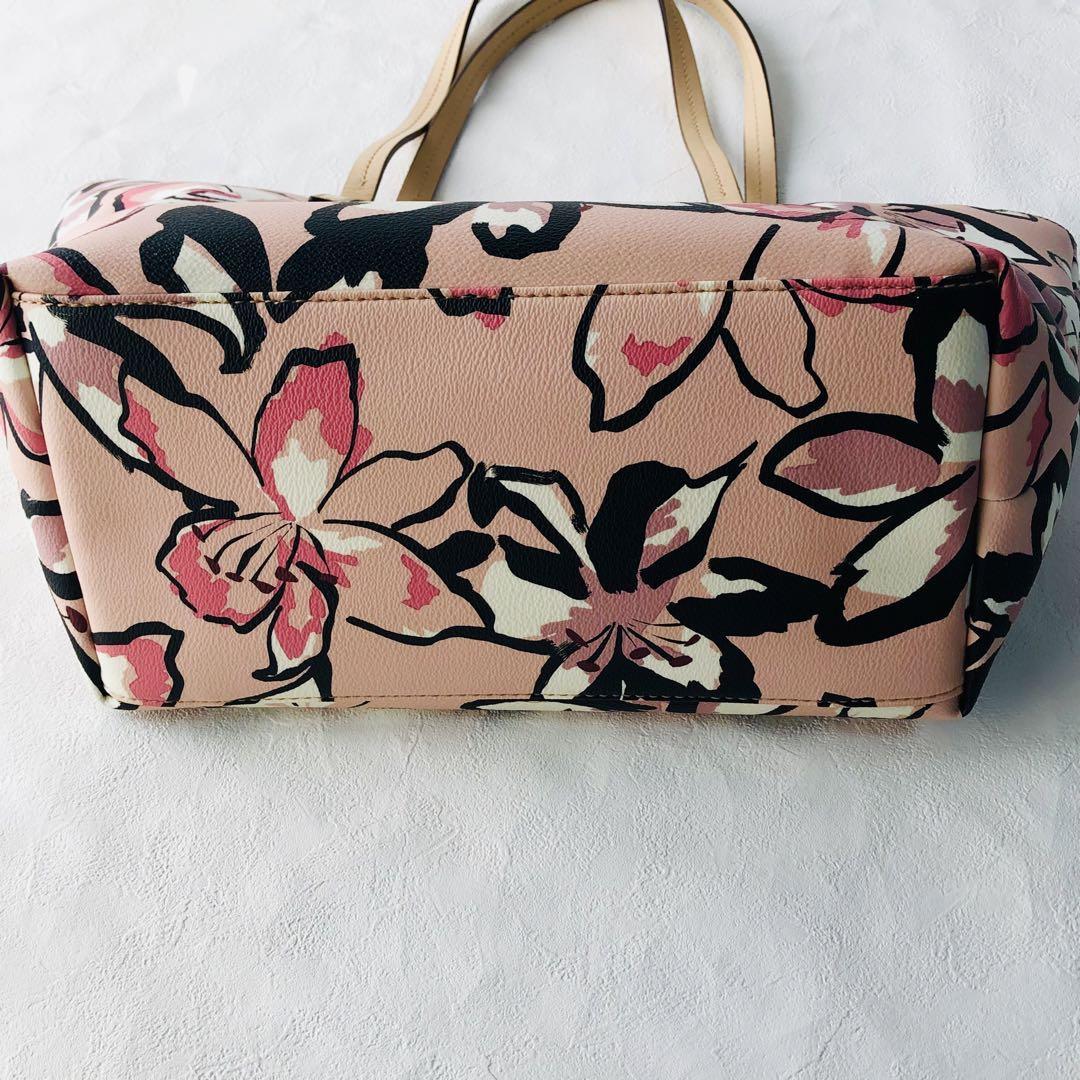 【美品】ケイトスペード トートバッグ マルチカラー 総柄 花柄 ピンク A4