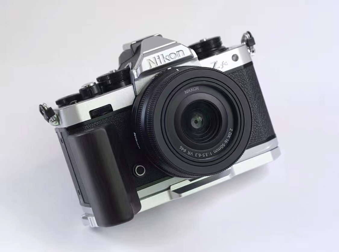 新品 Nikon ニコン FM2用 ハンドグリップ - カメラ