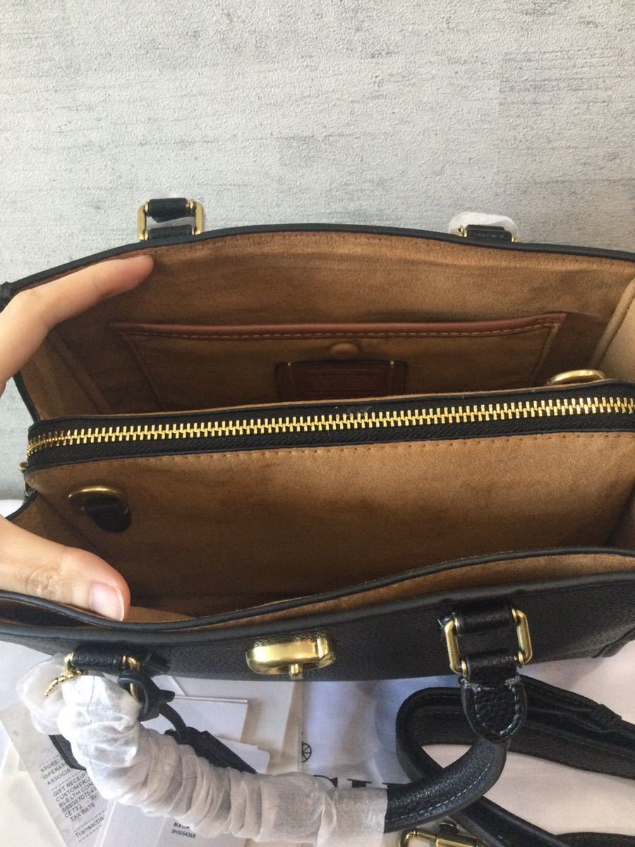 新品 COACH コーチ ブルック キャリーオール 28 ブラック ce732