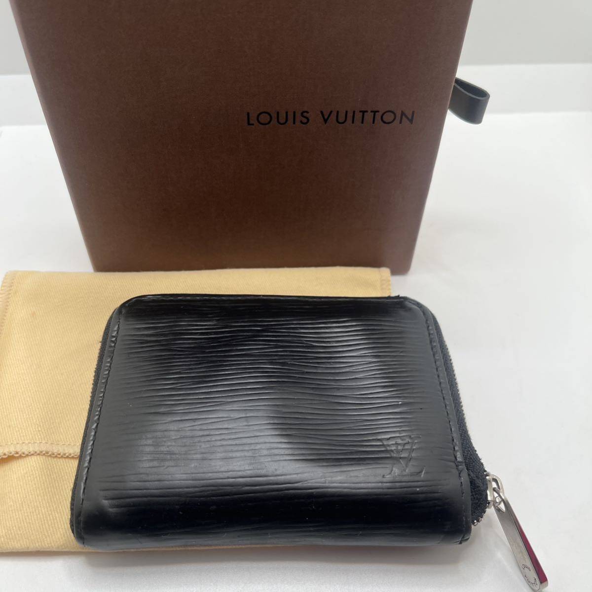 人気商品】 LOUIS VUITTON エピ ジッピーコインパース エピライン
