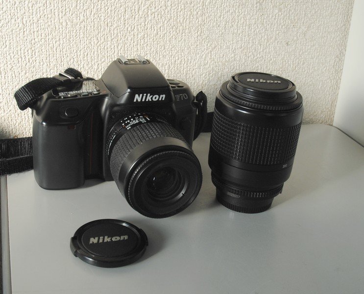 ☆希少【ニコン / Nikon 一眼レフフィルムカメラ F70D PANORAMA 望遠ズームレンズ2本セット 35-80mm・80-200mm 】ケース付 N08092の画像9