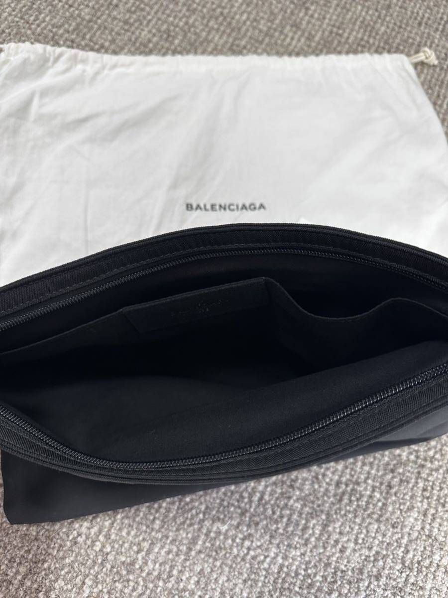 BALENCIAGA バレンシアガ クラッチバッグ 新品未使用タグ付｜Yahoo