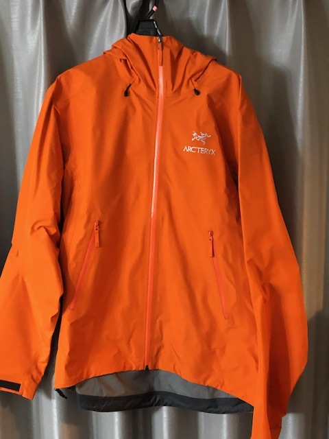 ARC'TERYX　アークテリクス　ベータLTジャケット　メンズ　color:Phenom　Mサイズ_画像1