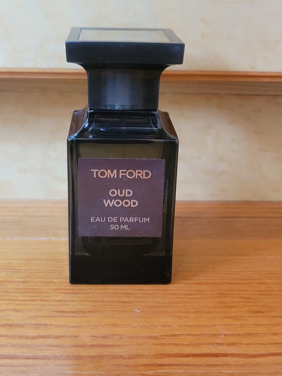 TOM FORD oud wood トムフォード ウードウッド 50ml e｜PayPayフリマ