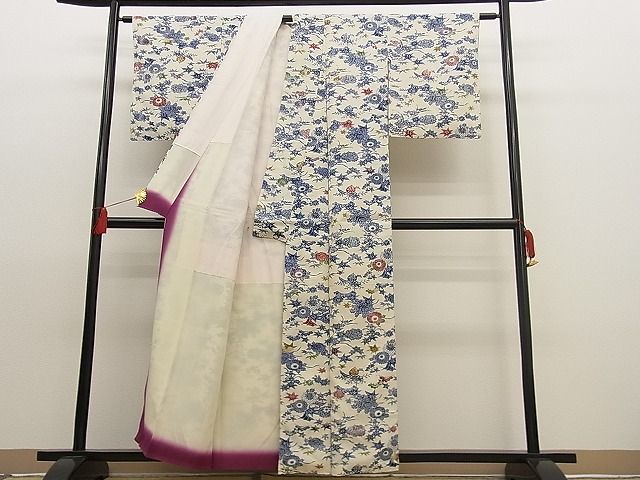 平和屋野田店■上質な白紬　型染め　草花文　逸品　n-ne0815_画像3