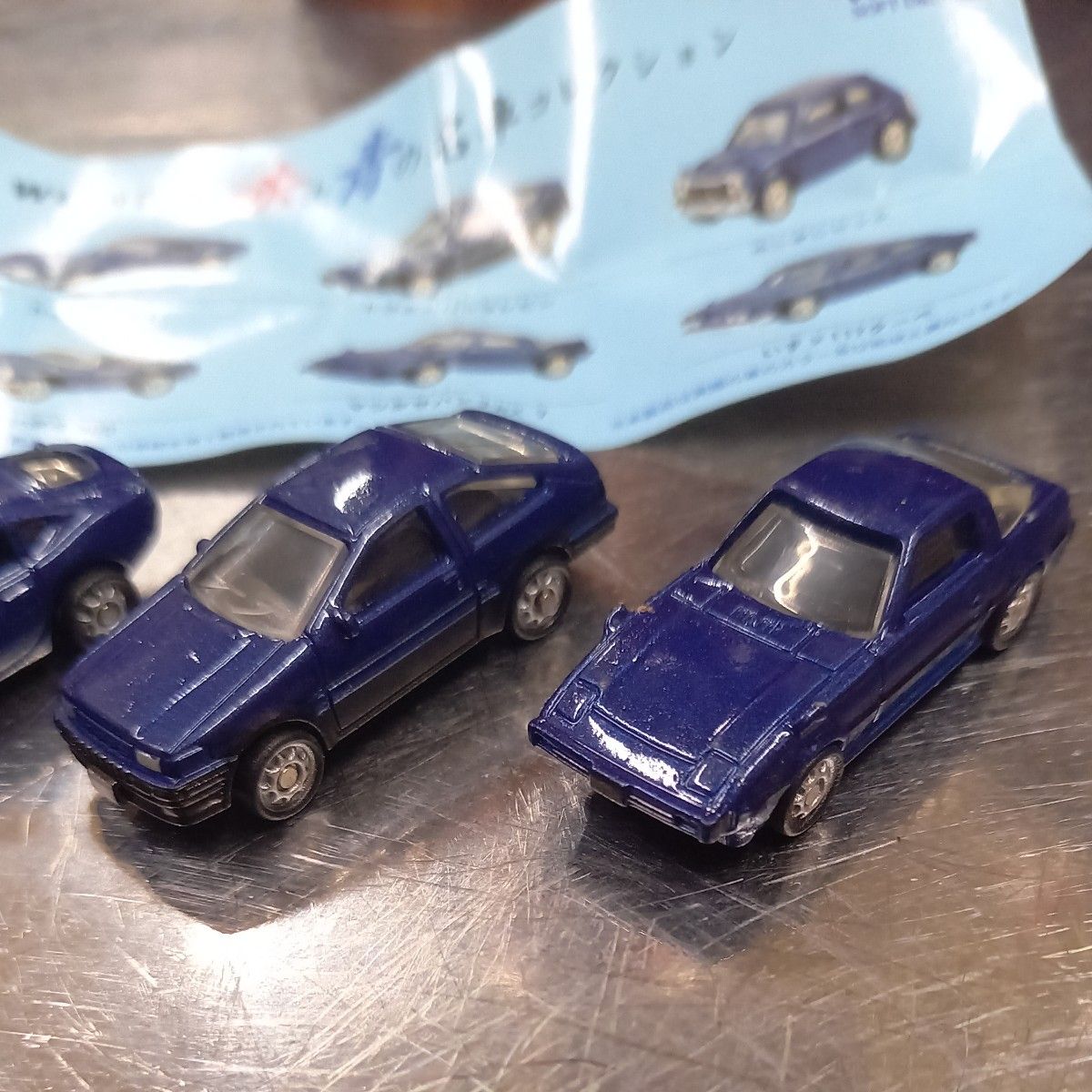 WONDA 赤と青の名車コレクション　Asahi　トヨタ2000GT　トヨタカローラレビン　マツダサバンナRX-7　３台新品