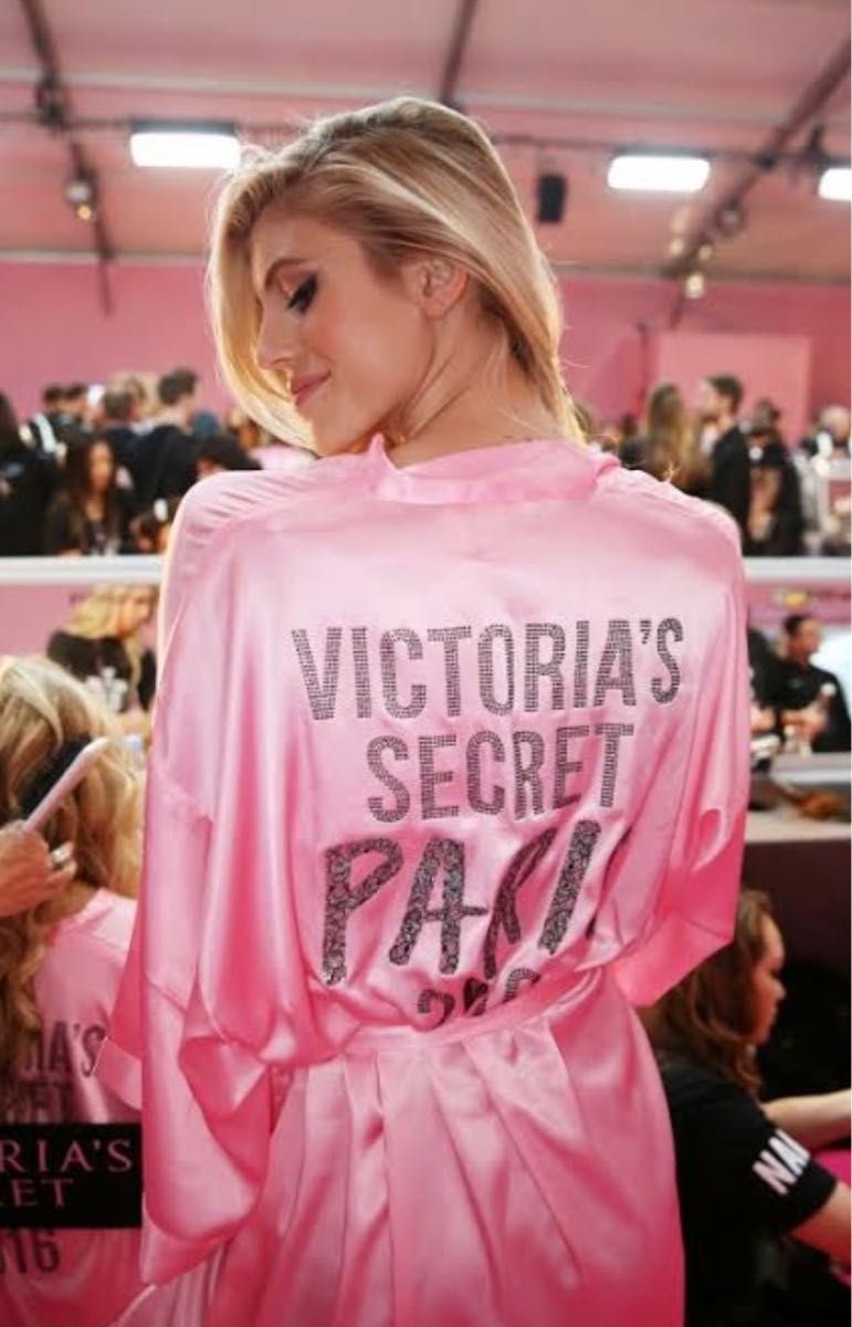 新品 Victoria’s Secret ヴィクトリアシークレット 完売 バックステージ ローブ ガウン バスローブ パジャマ