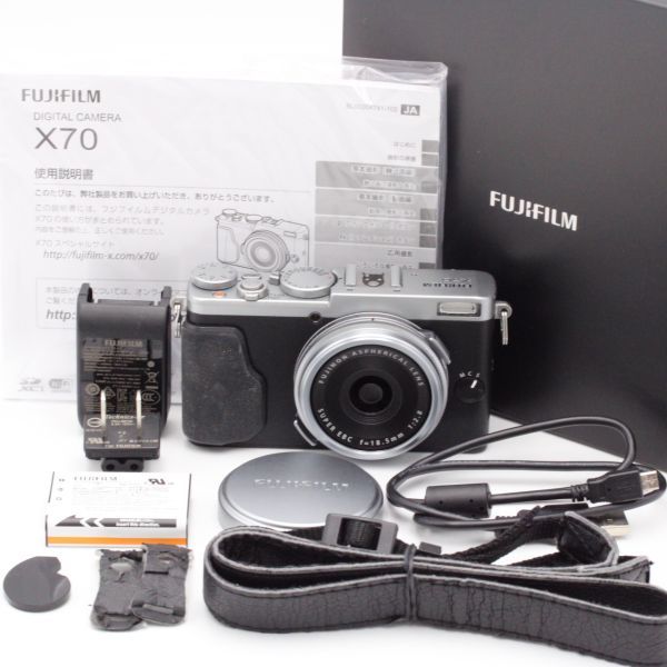 美品】FUJI FILM 富士フイルム X70 SILVER-