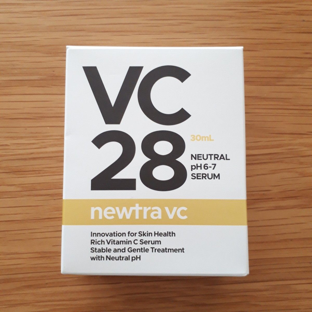 新品未使用 新品未開封 ピュアニュートラセラム  newtra VC28 美容液 30ml 