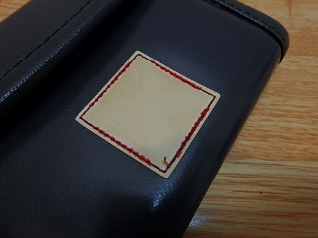 (n004u)　YOSHIDA & CO. LTD　LUGGAGE LABEL　ラゲッジレーベル　二つ折り財布　中古_画像4
