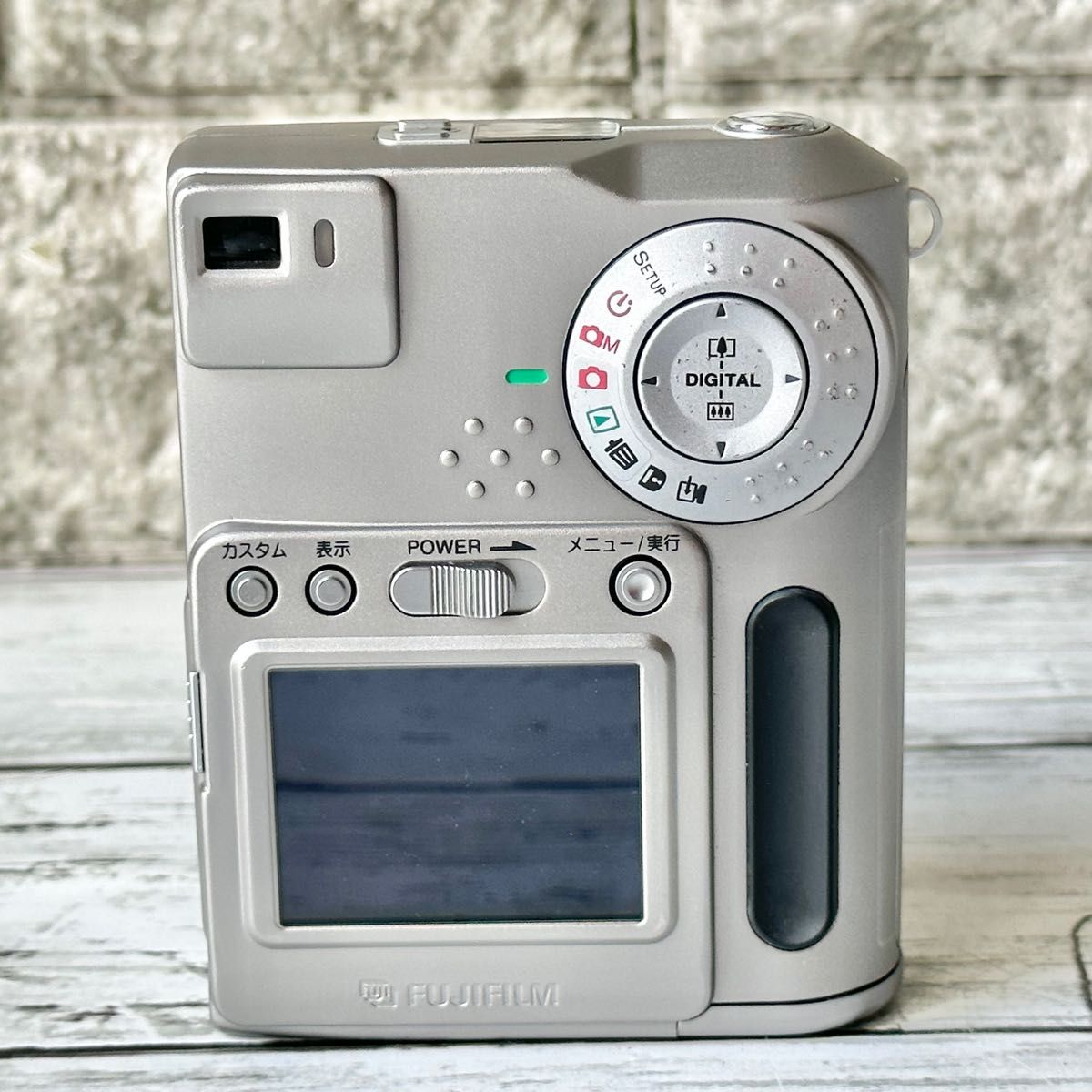 FUJI FILM 『FinePix 700』オールドコンデジ|Yahoo!フリマ(旧 FUJI FILM 『FinePix 700』オールドコンデジ|Yahoo!フリマ(旧