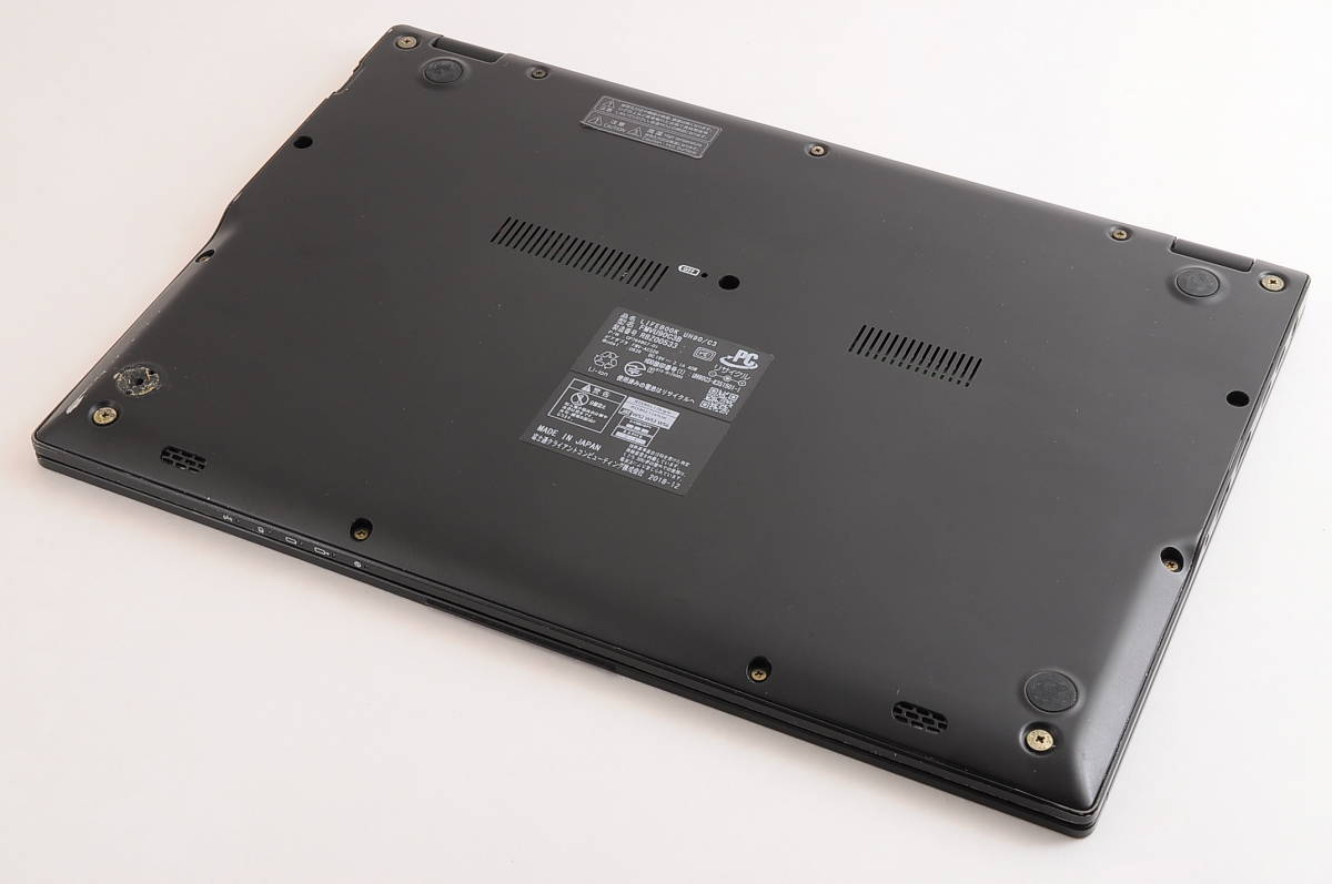 富士通 FMV LIFEBOOK UH90/C3 Intel Corei7-8565U 8Gメモリー 256G SSD ノートパソコン 薄型 軽量  @2610