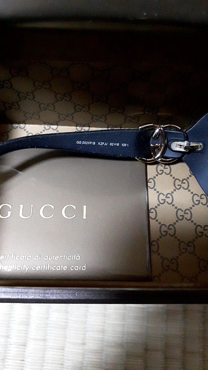 激安。美品！ギャランティカード付き！有名ブランドGUCCI 男女兼用タイプ！サングラス