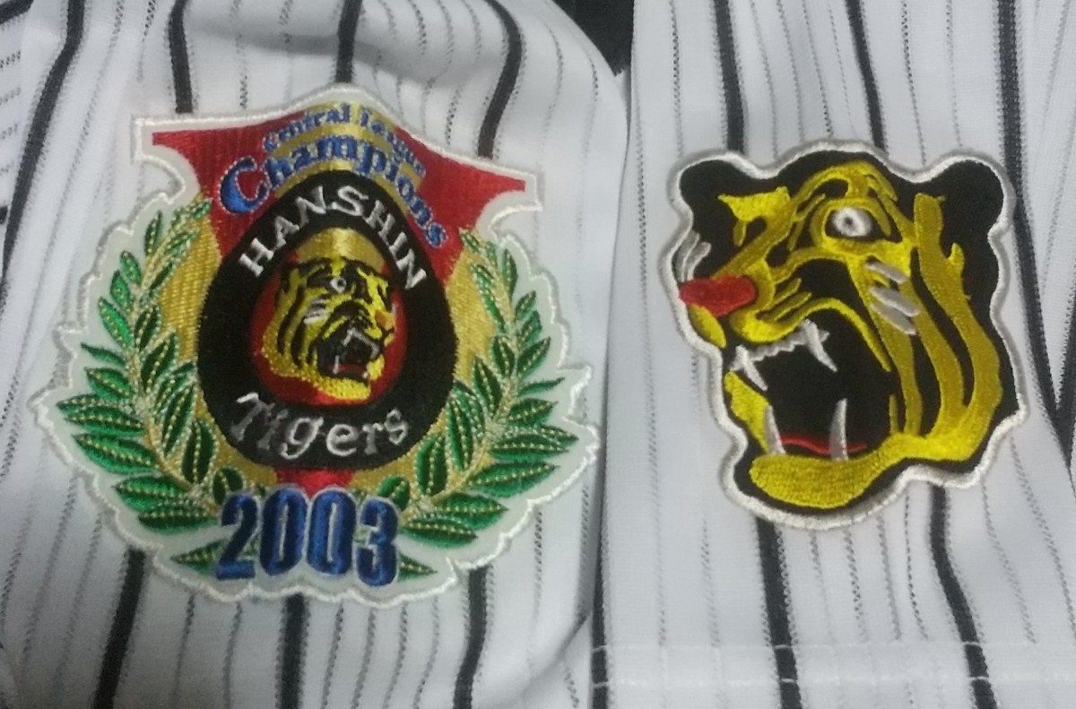 値下げ交渉 2003年 優勝記念ワッペン付き 阪神タイガース #77 値下げ交渉 2003年 優勝記念ワッペン付き 阪神タイガース #77